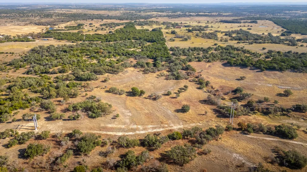 1260 County Road 2001 Lampasas, TX 76550