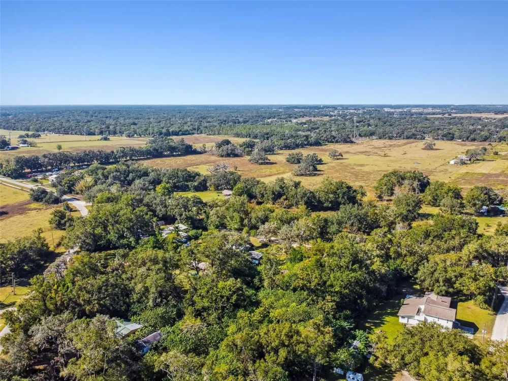 8408 RICHLAND SCHOOL ROAD Zephyrhills, FL 33540