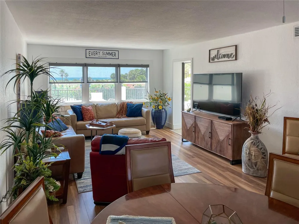 1230 GULF BOULEVARD #207 Clearwater Beach, FL 33767