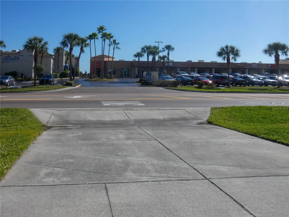 1230 GULF BOULEVARD #207 Clearwater Beach, FL 33767