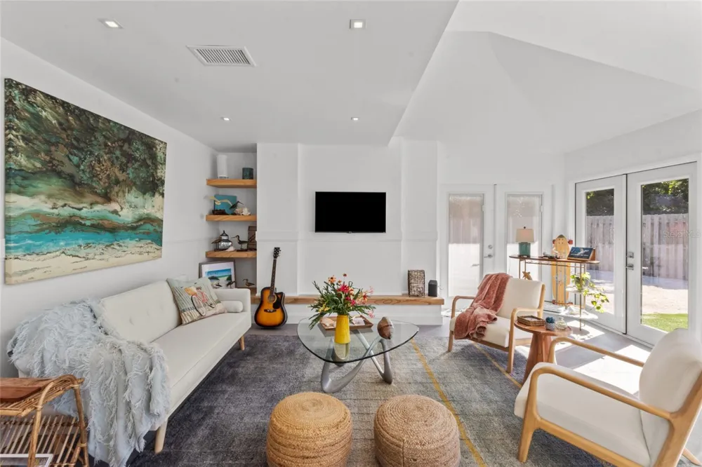 624 SAINT JUDES DRIVE Longboat Key, FL 34228
