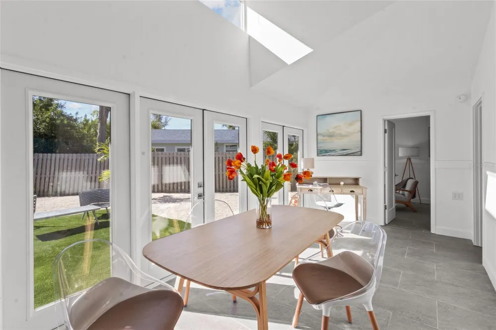 624 SAINT JUDES DRIVE Longboat Key, FL 34228