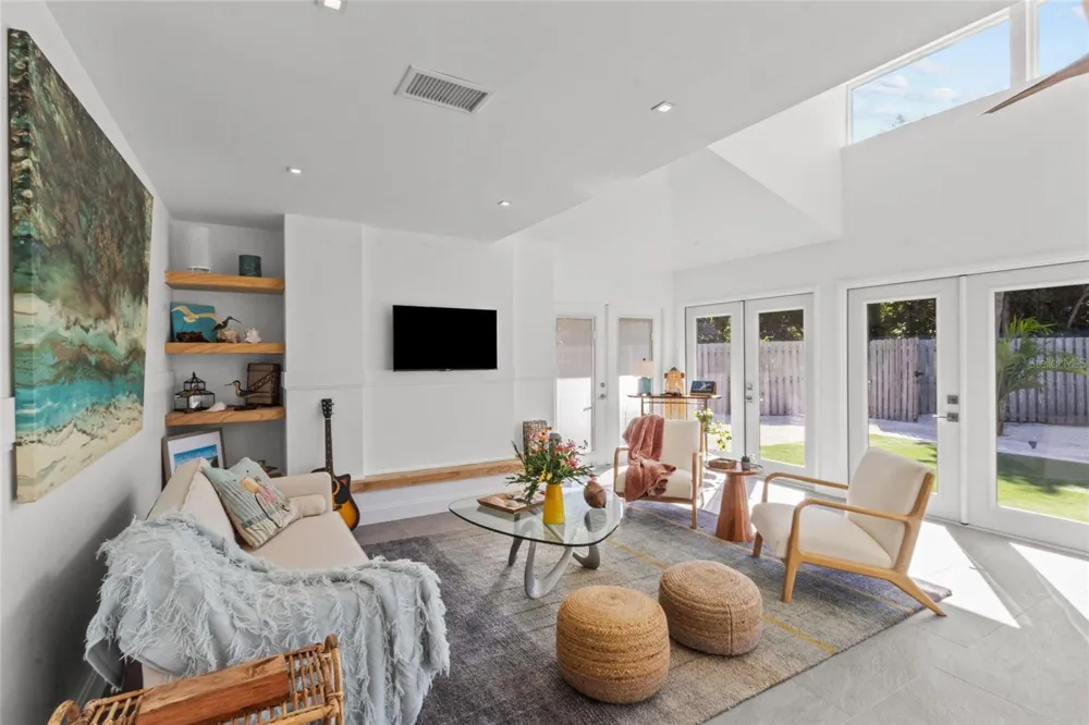 624 SAINT JUDES DRIVE Longboat Key, FL 34228