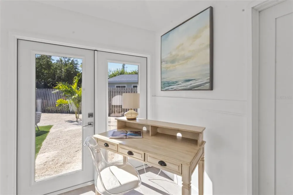624 SAINT JUDES DRIVE Longboat Key, FL 34228