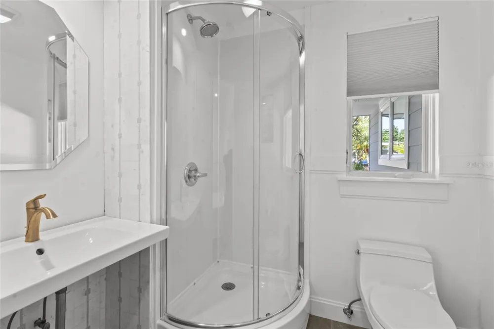 624 SAINT JUDES DRIVE Longboat Key, FL 34228