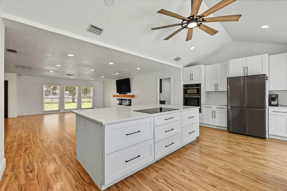 6370 90TH AVENUE Pinellas Park, FL 33782