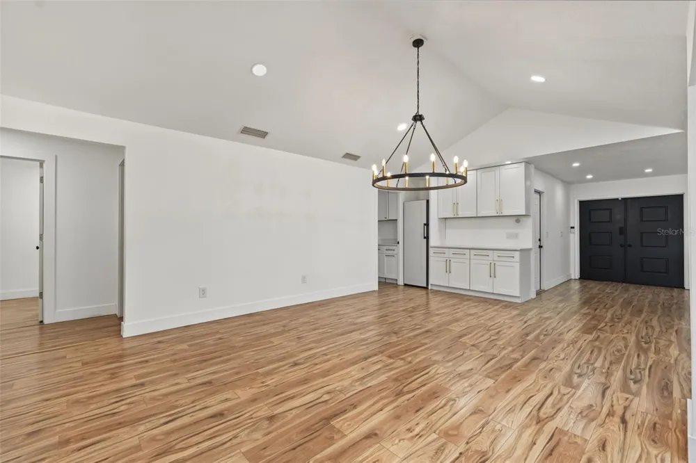 6370 90TH AVENUE Pinellas Park, FL 33782