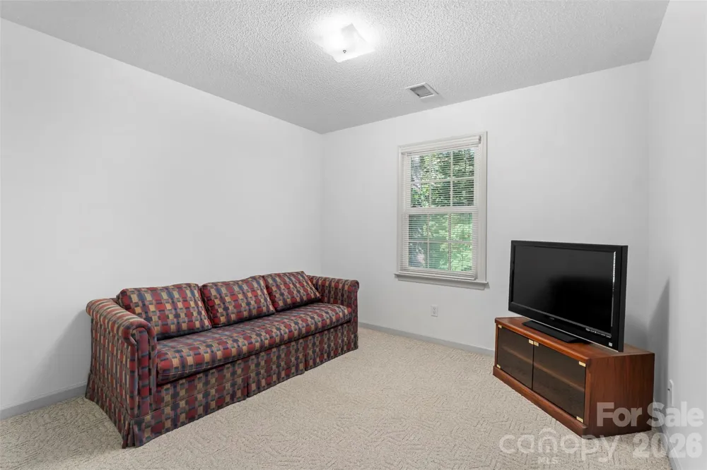 168 Game Trail Thomasville, NC 27360
