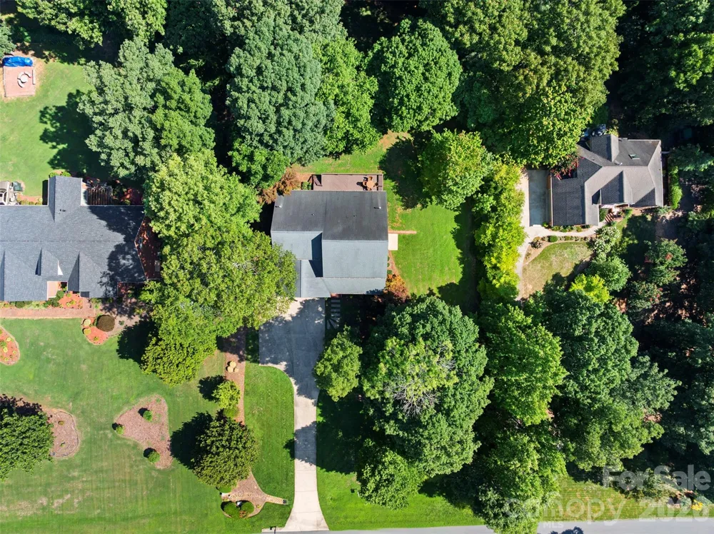 168 Game Trail Thomasville, NC 27360