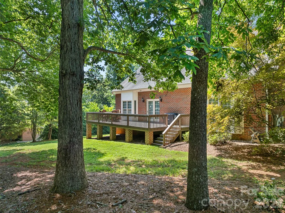 168 Game Trail Thomasville, NC 27360