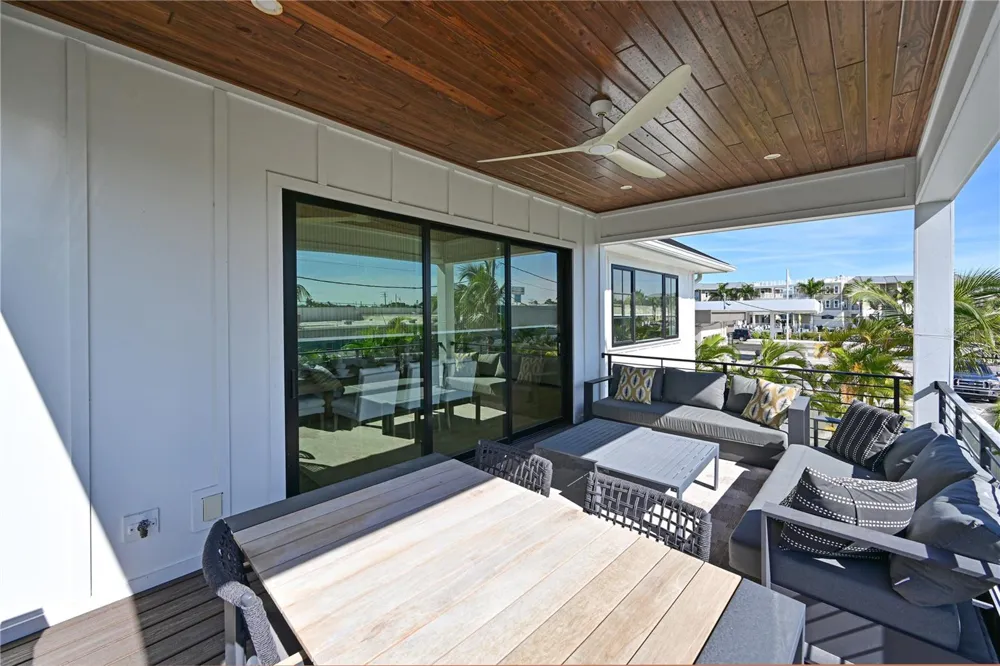 305 55TH STREET Holmes Beach, FL 34217