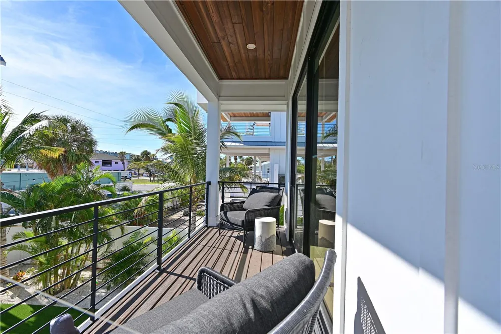 305 55TH STREET Holmes Beach, FL 34217