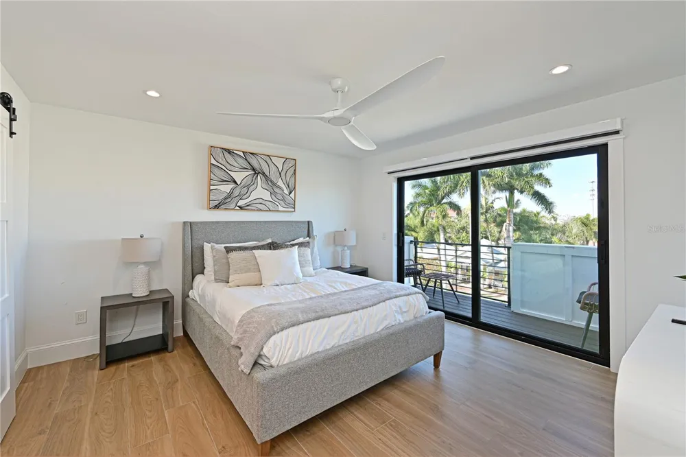 305 55TH STREET Holmes Beach, FL 34217