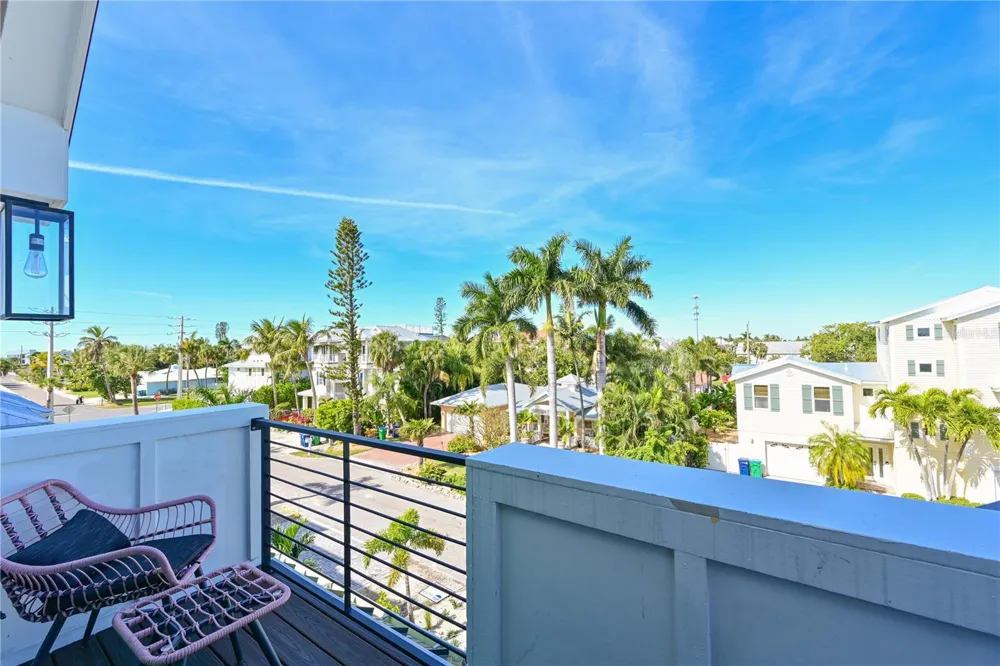305 55TH STREET Holmes Beach, FL 34217