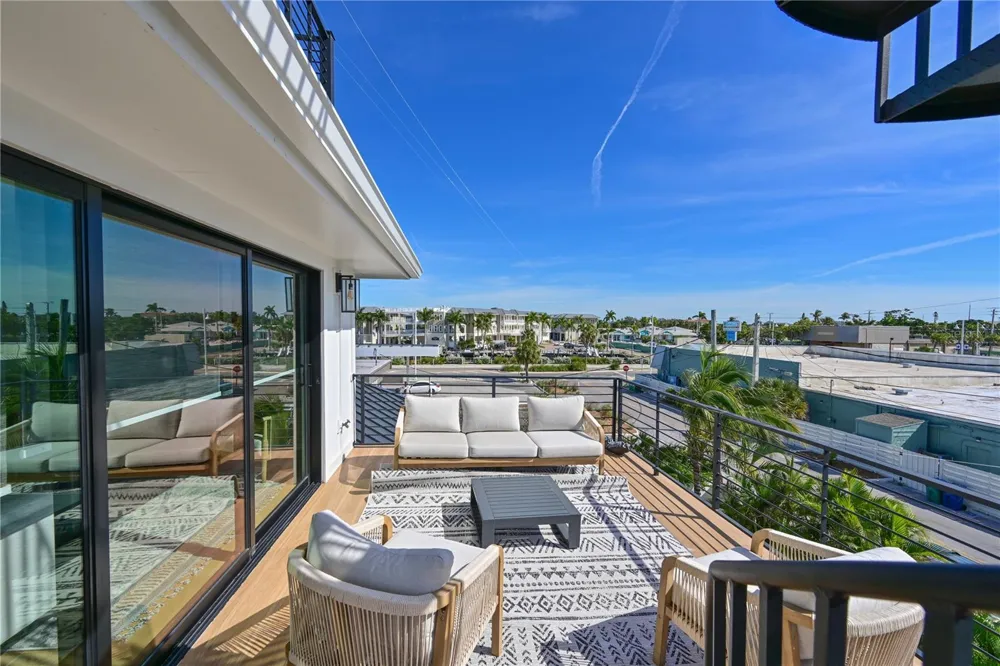305 55TH STREET Holmes Beach, FL 34217