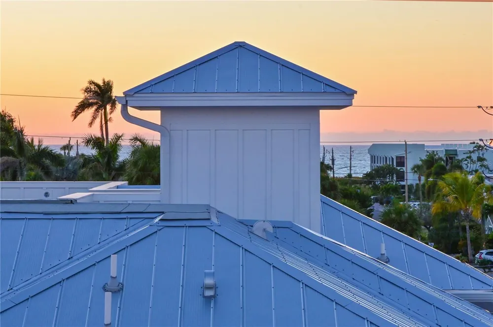 305 55TH STREET Holmes Beach, FL 34217