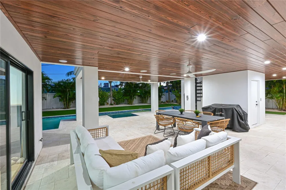 305 55TH STREET Holmes Beach, FL 34217