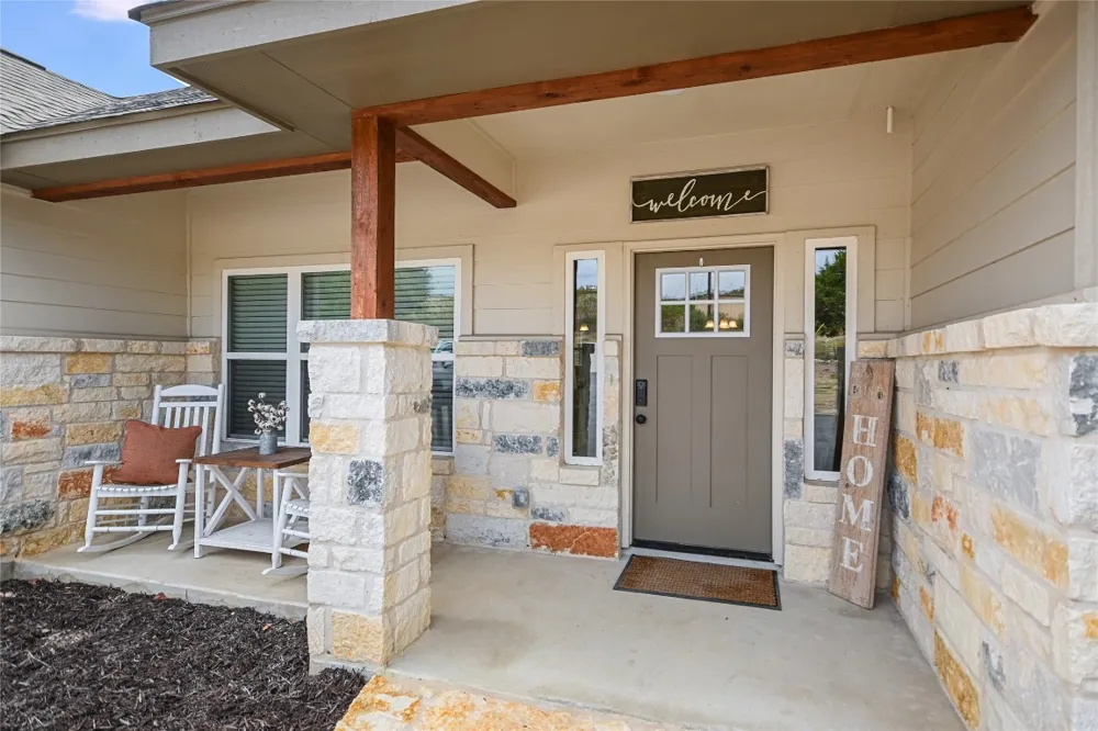 11631 FM 32 Fischer, TX 78623