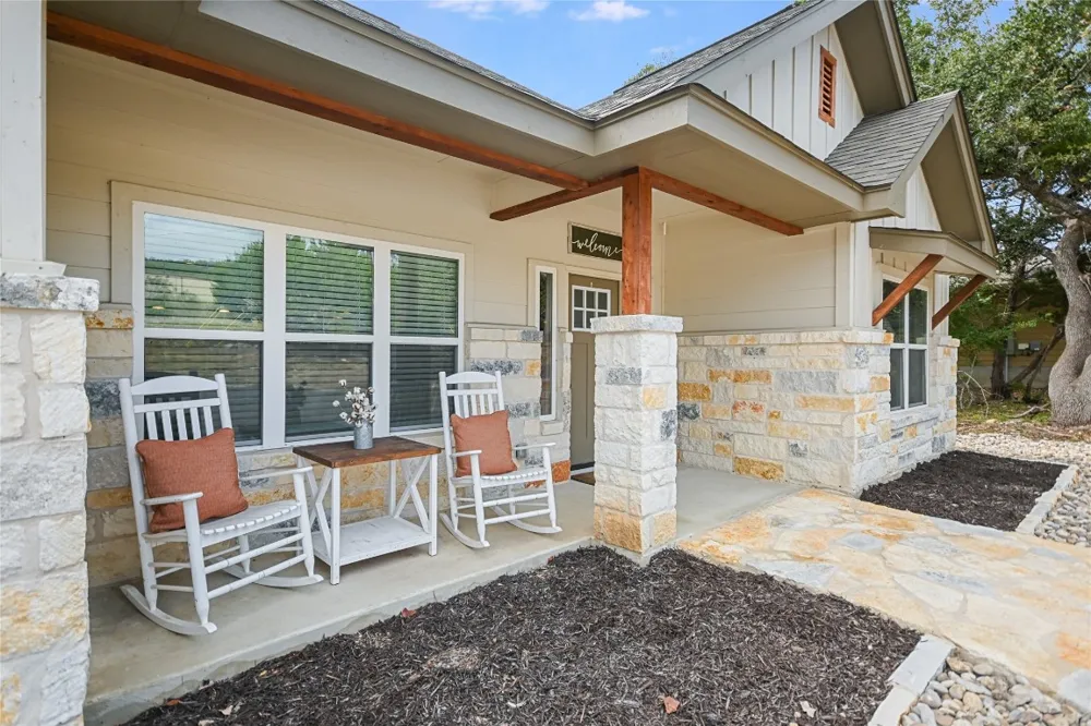 11631 FM 32 Fischer, TX 78623