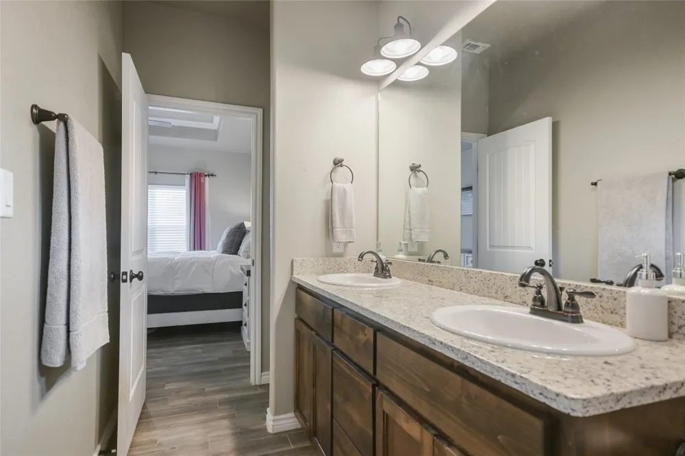 11631 FM 32 Fischer, TX 78623