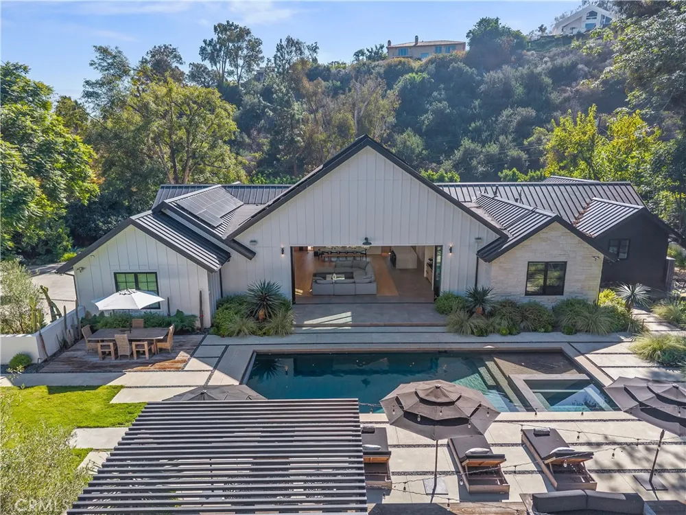 4874 Sun Valley Rd. Del Mar, CA 92014