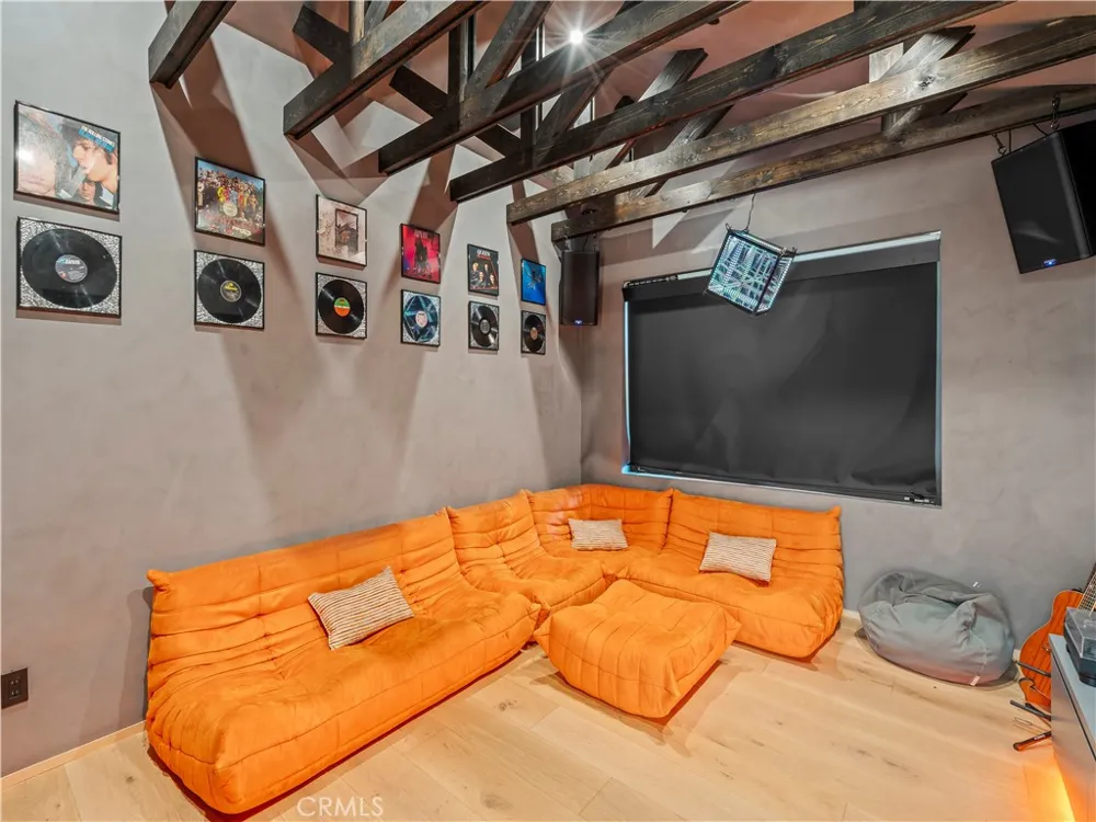 4874 Sun Valley Rd. Del Mar, CA 92014