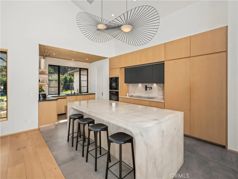 4874 Sun Valley Rd. Del Mar, CA 92014