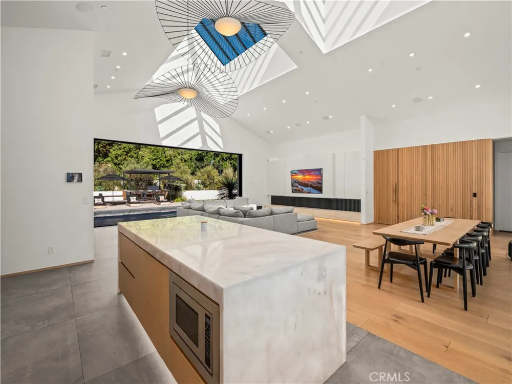 4874 Sun Valley Rd. Del Mar, CA 92014