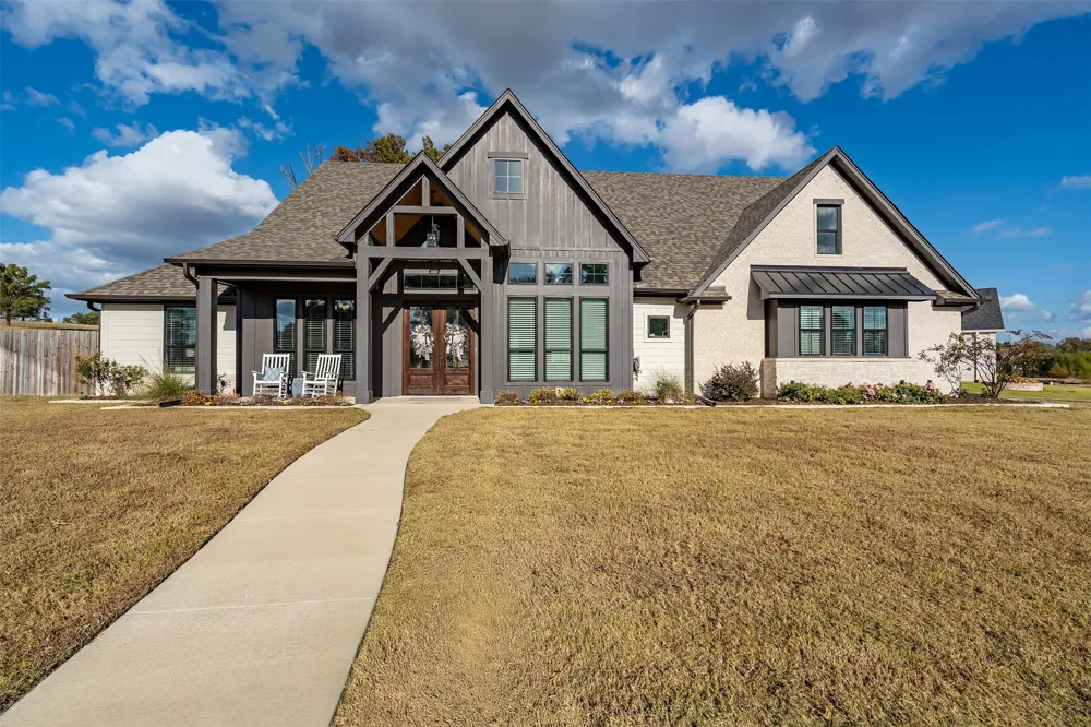 12213 Harlon Street Flint, TX 75762
