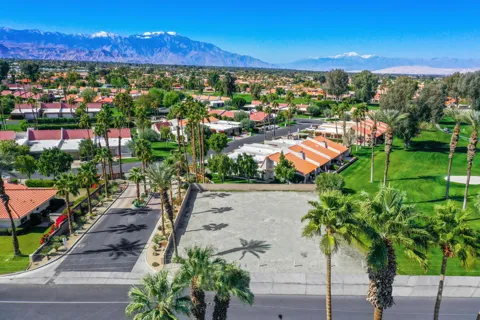 37 Baracoa Drive