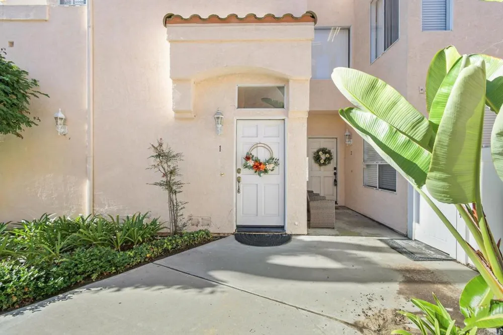 1386 Serena Circle ##1 Chula Vista, CA 91910