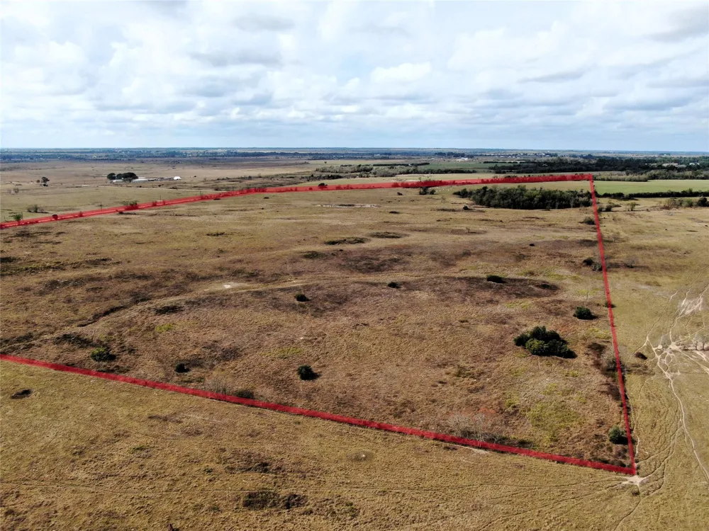 2701 Langberg Road Bellville, TX 77418