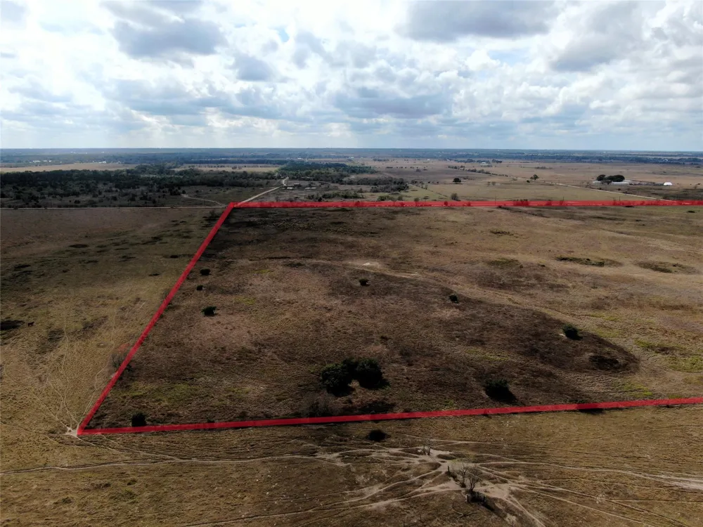 2701 Langberg Road Bellville, TX 77418