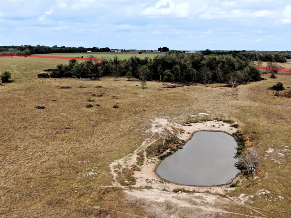 2701 Langberg Road Bellville, TX 77418