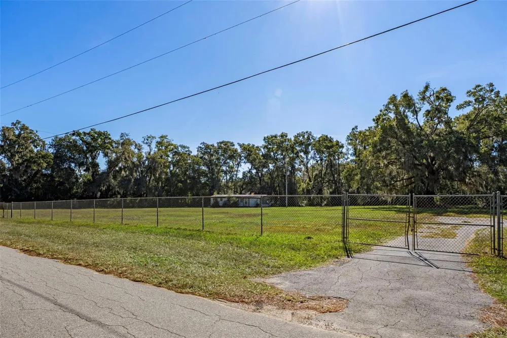 3228 & 3164 W LAUREL STREET Lecanto, FL 34461