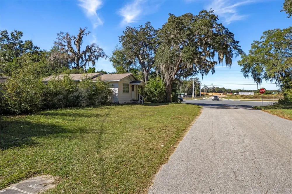 3228 & 3164 W LAUREL STREET Lecanto, FL 34461
