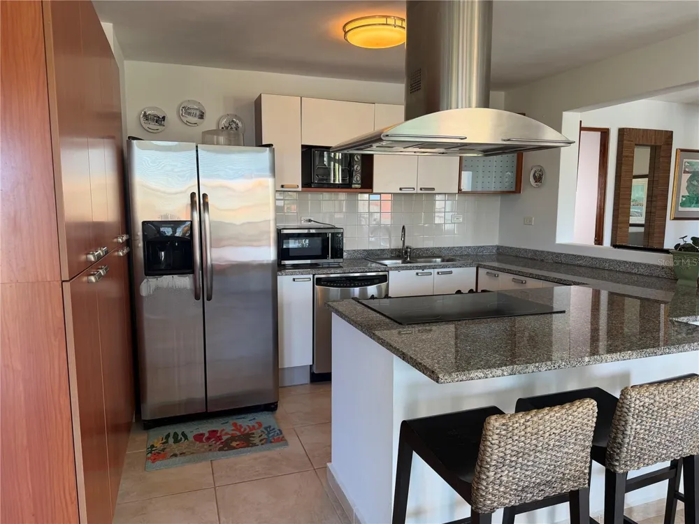 Apt B-205 COND. HARBOUR POINTS Humacao, PR 00791