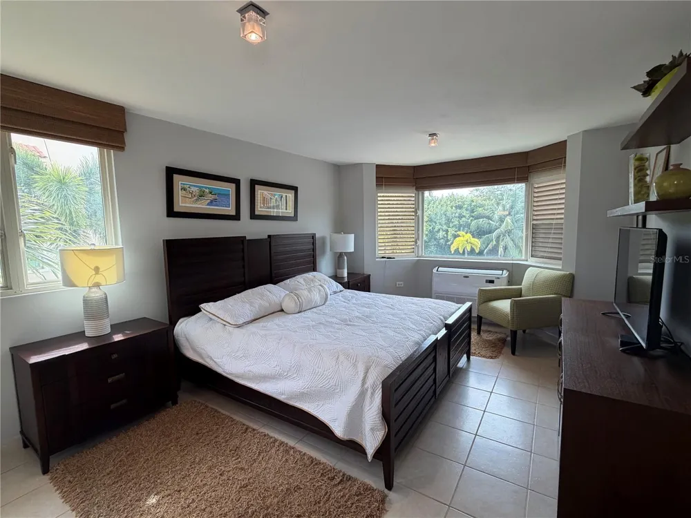 Apt B-205 COND. HARBOUR POINTS Humacao, PR 00791