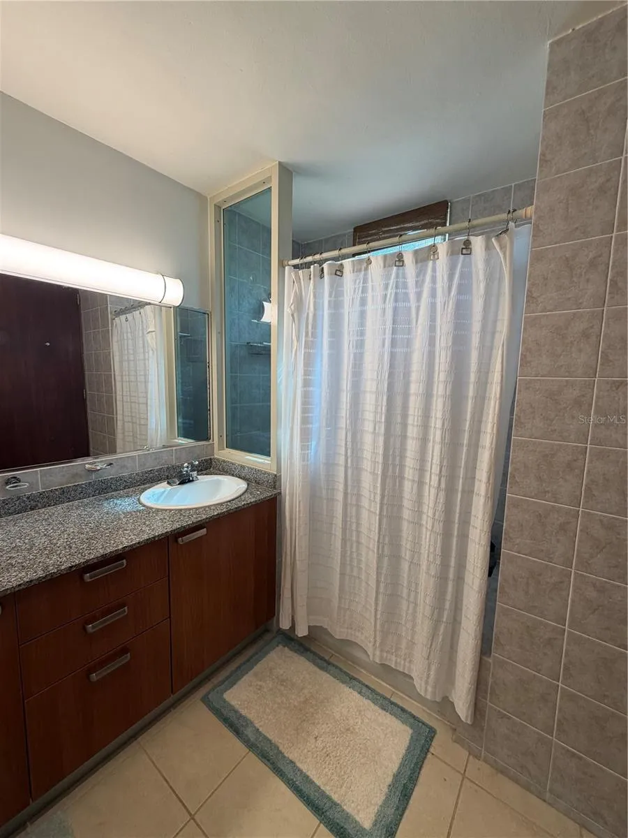 Apt B-205 COND. HARBOUR POINTS Humacao, PR 00791