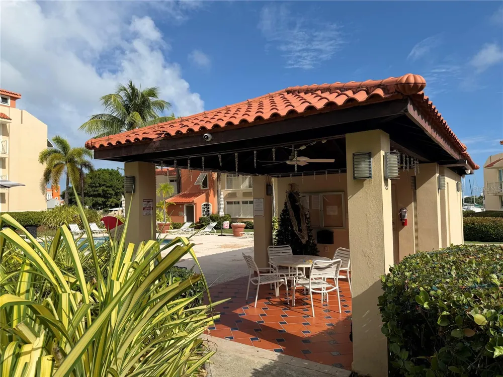 Apt B-205 COND. HARBOUR POINTS Humacao, PR 00791