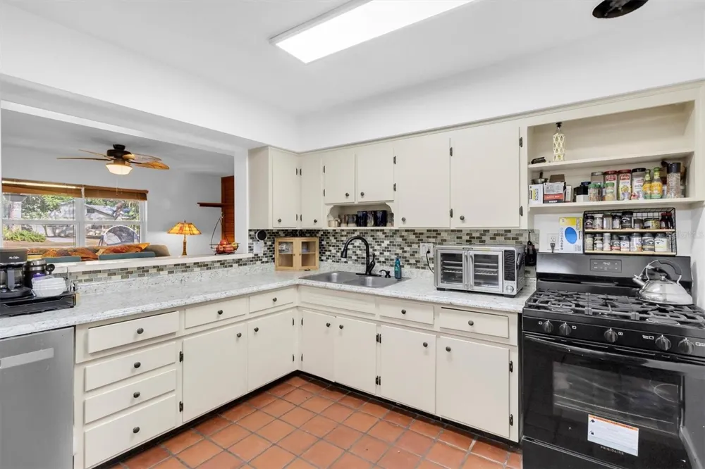 1797 RAINBOW BOULEVARD Clearwater, FL 33760