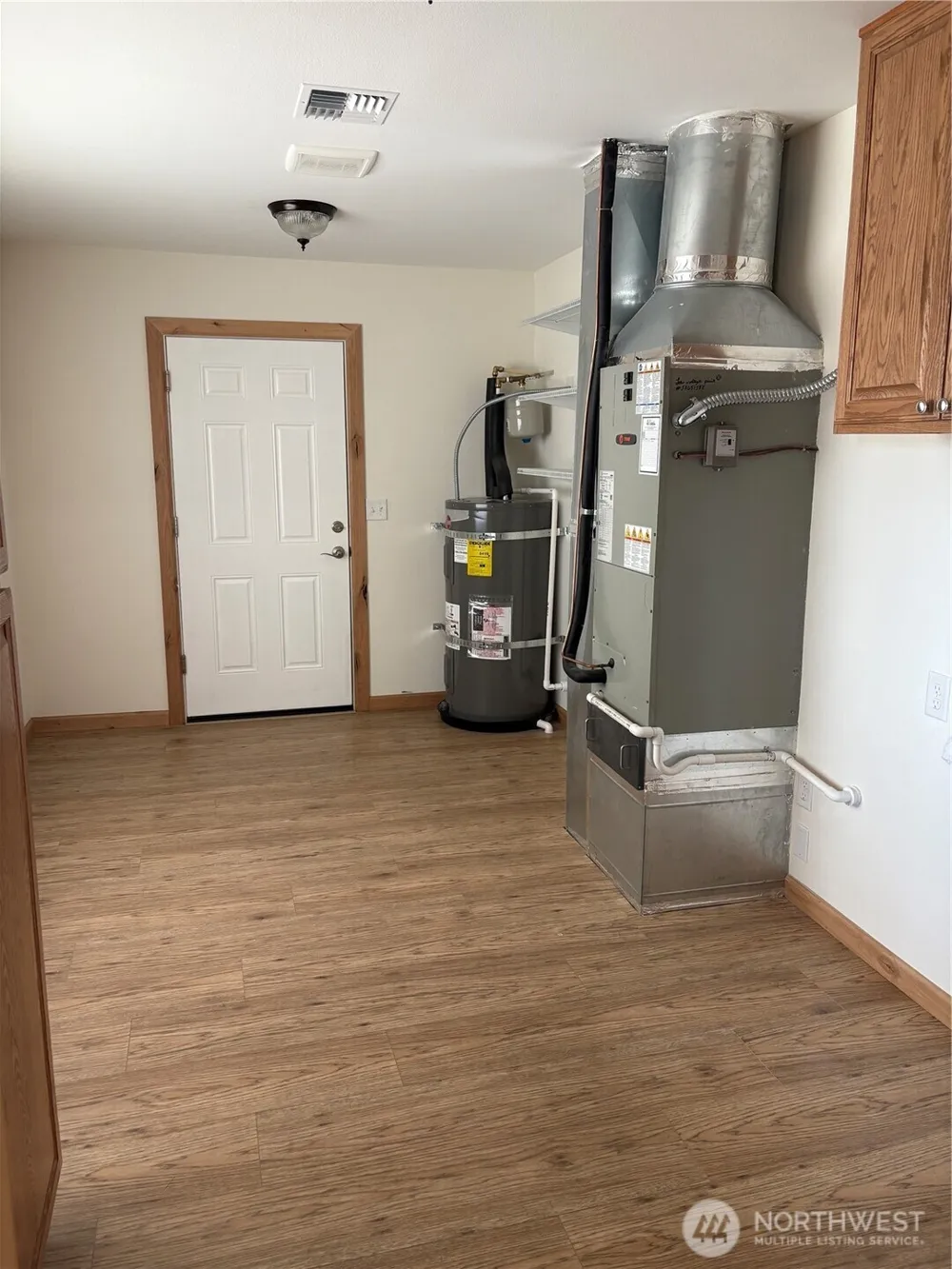 5 Red Apple Drive Omak, WA 98841