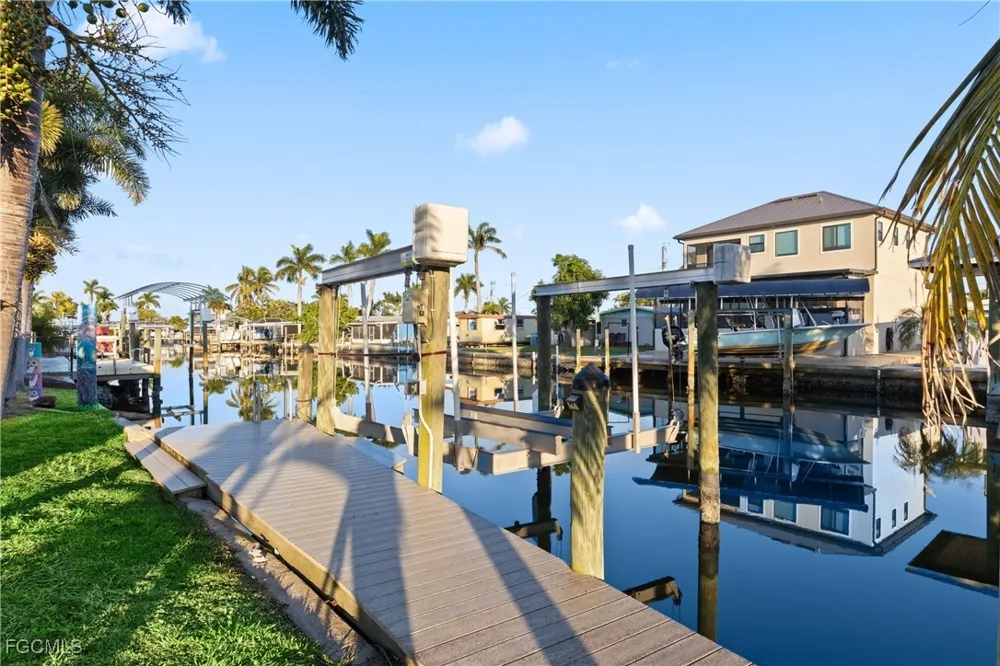 Bayshore Drive Matlacha, FL 33993