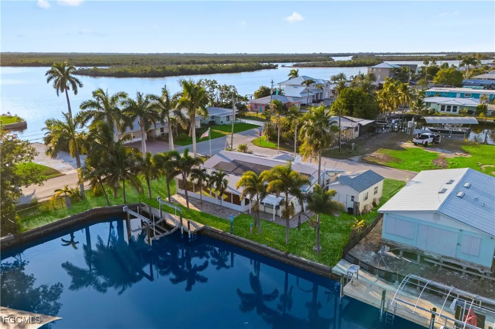 Bayshore Drive Matlacha, FL 33993