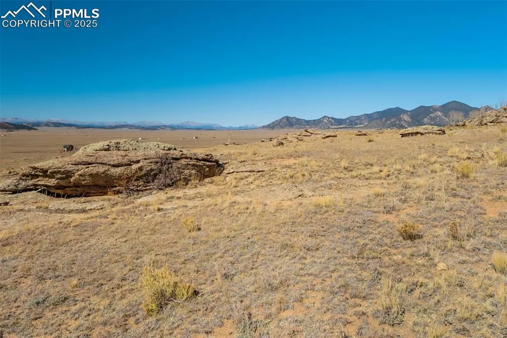 1354 Puma Hills Road Lake George, CO 80827