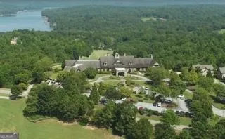 78 Wards Pond WAY Toccoa, GA 30577