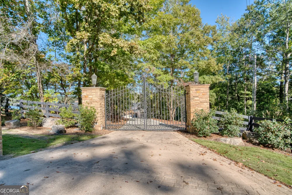 144 Fernwood Leesburg, AL 35983
