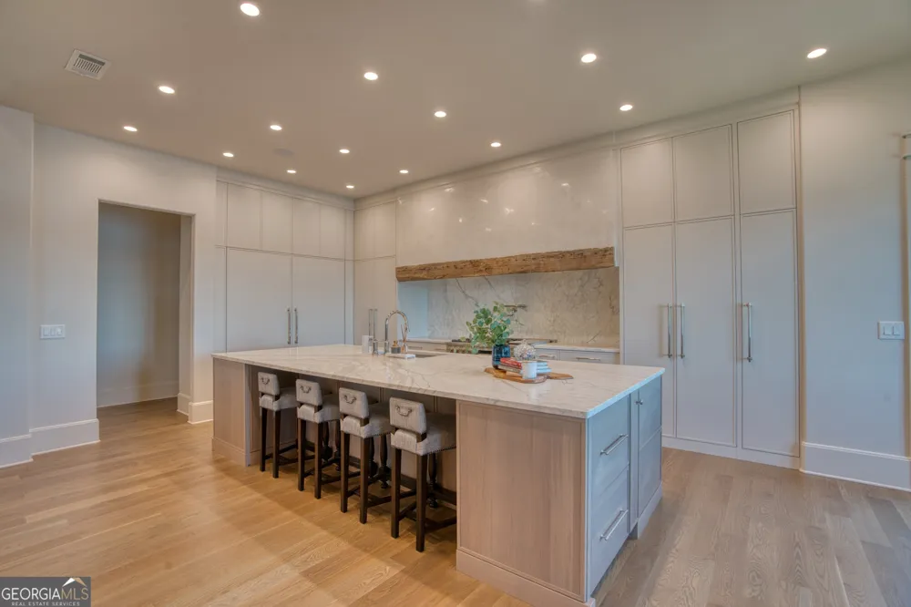 144 Fernwood Leesburg, AL 35983