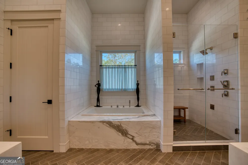 144 Fernwood Leesburg, AL 35983