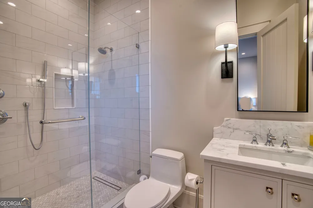 144 Fernwood Leesburg, AL 35983